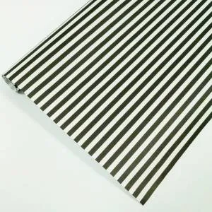 Крафт-бумага двустронняя "Черные полосы на белом" 50 см*10 м./24569