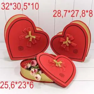 Коробка Сердце 32*30,5*10 Золото/Красный