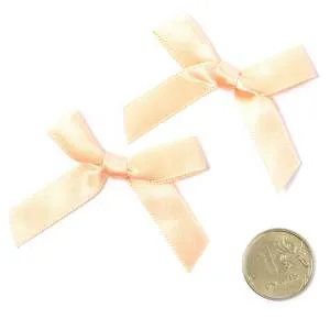 Бантик атласный 3,5 см. бежевый / 1509-2750
