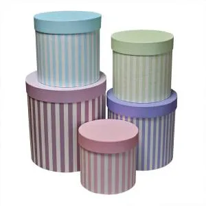 Коробка 17*17 см цилиндр "Белые полосы,ассорти"