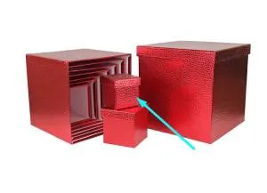 Коробка Текстура кожи красная 8,5*8,5*8,5