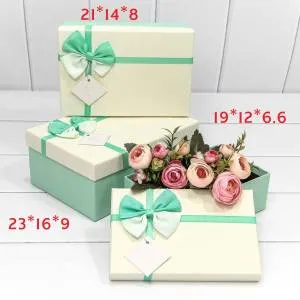 Коробка 21*14*8 см "Полосатый бант" тиффани