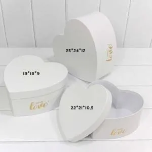 Коробка 22*21*10,5 см "Сердце с Любовью" белая