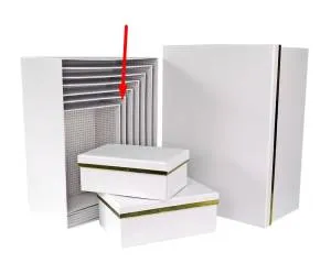 Коробка Золотой кант белый 25*18*10.5